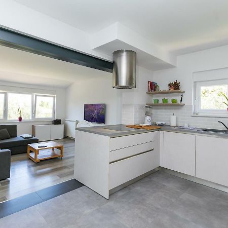 Oliver Art Apartment Porec Bagian luar foto