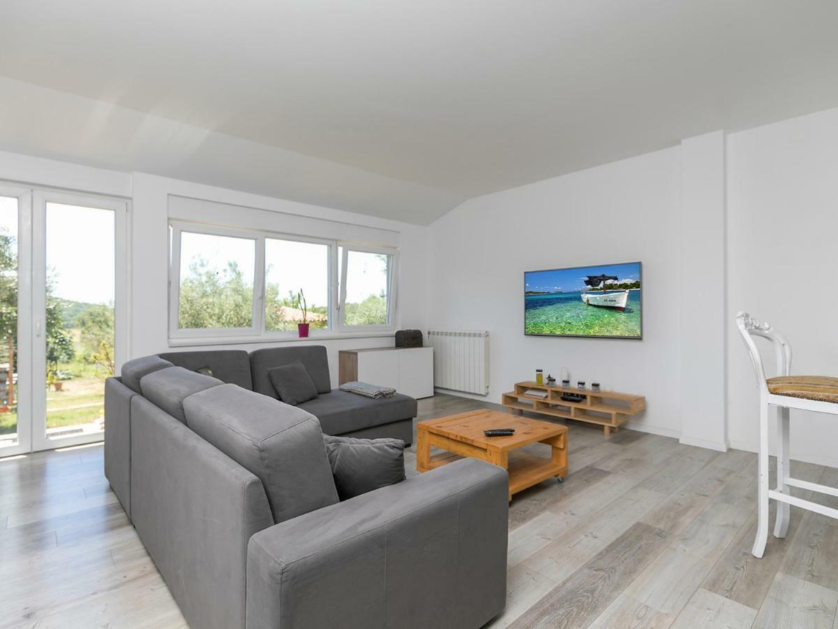 Oliver Art Apartment Porec Bagian luar foto